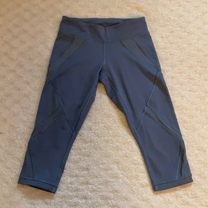 Water Drop Lululemon 17” Leggings With Mesh